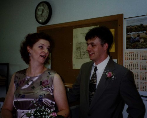 charity_&_Ian.jpg (31726 bytes)